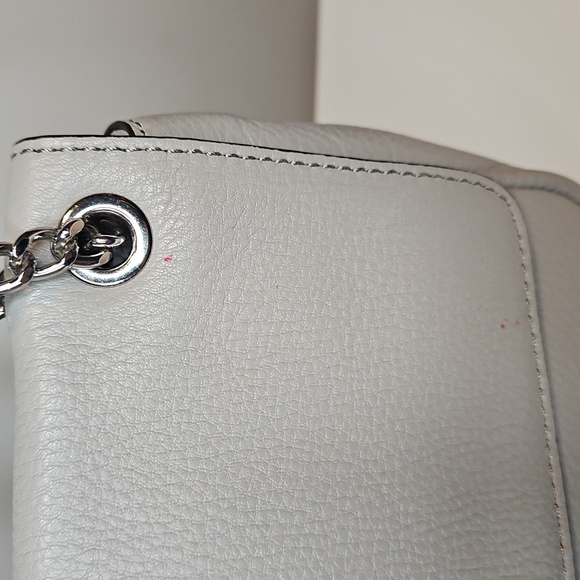 MICHAEL Michael Kors Elegant Gray Leather Shoulder Bag - Picture 5 of 11